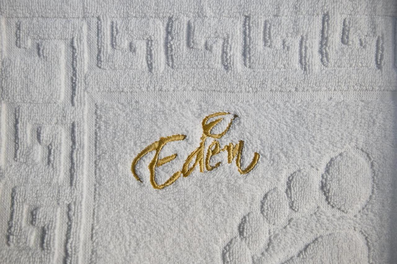 Hotel Eden Римник Екстер'єр фото