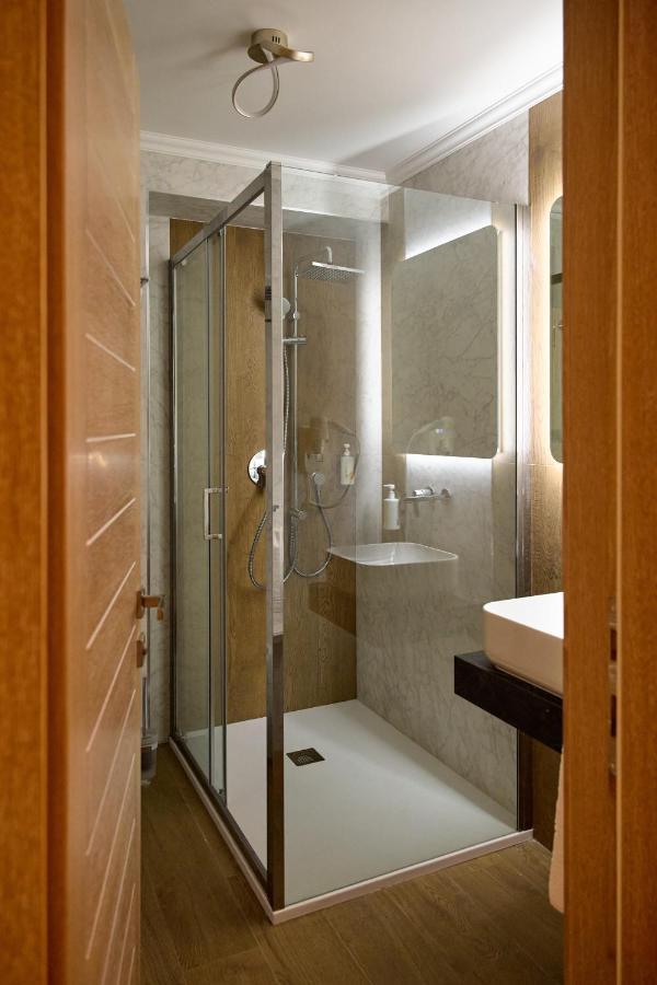 Hotel Eden Римник Екстер'єр фото